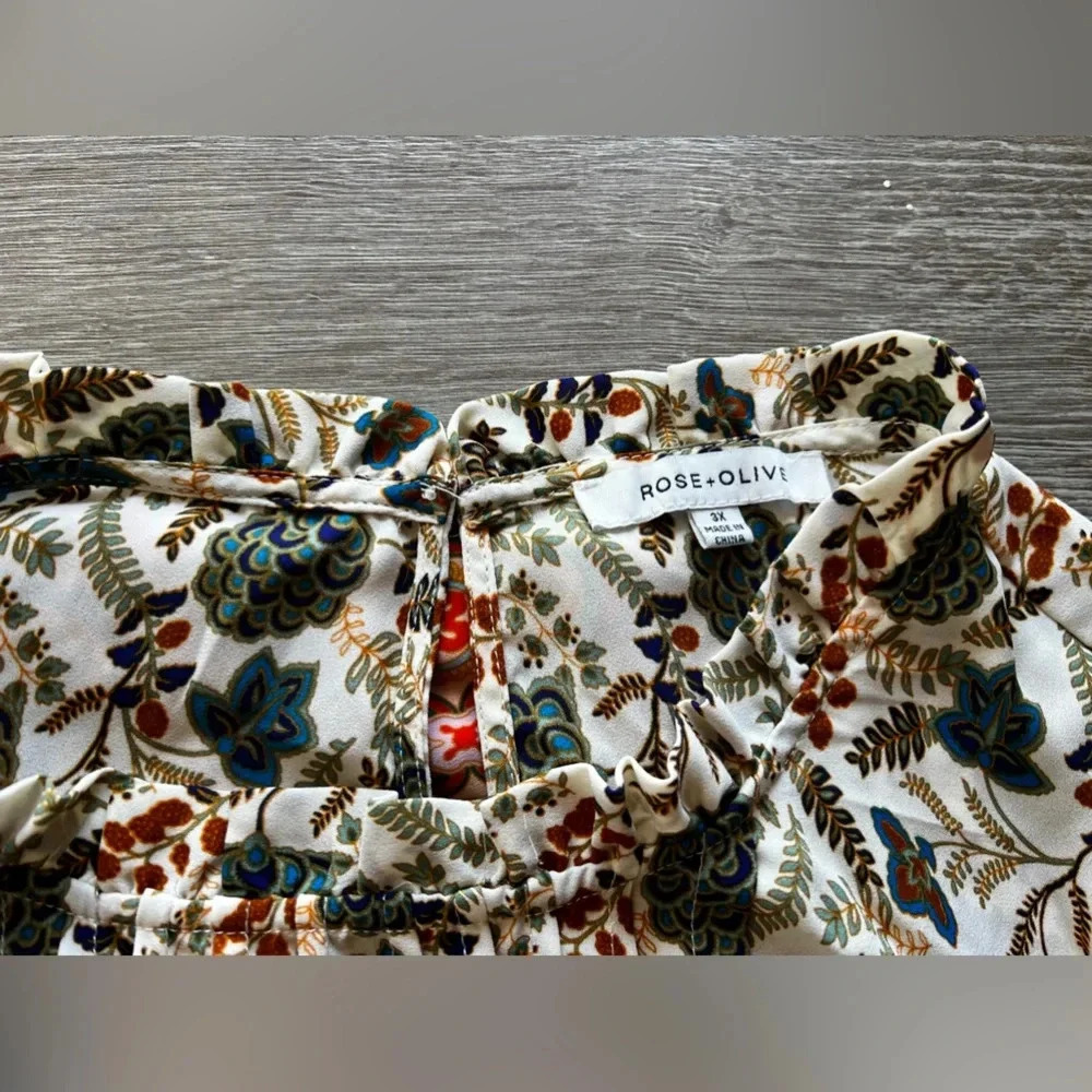 Rose + Olive Bohemian Short Sleeve Blouse Bundle (2 Tops) - 3x - Picture 2 of 11